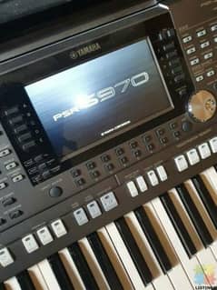 Yamaha PSR s970 keyboard flagship piano model original 2 cpf installed