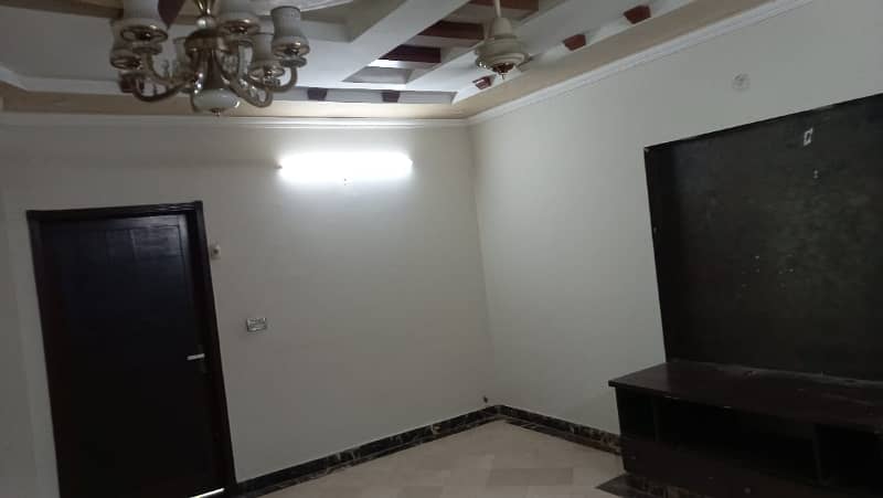 UPPER PORTION OF 10 MARLA EXCELLENT GOOD NEW CONDITION HOUSE FOR RENT IN RAFI BLOCK BAHRIA TOWN LAHORE 2