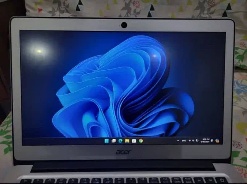 Acer Swift 3 Core i5 6th Generation Laptop (Windows 11) 1