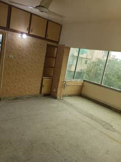 G-11/4 PHA C-Type 2nd Floor Flat For Rent