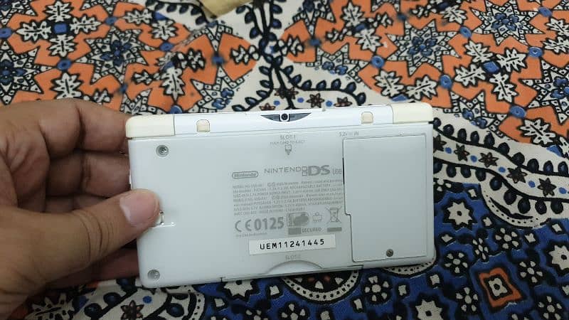 Nintendo DSi 4