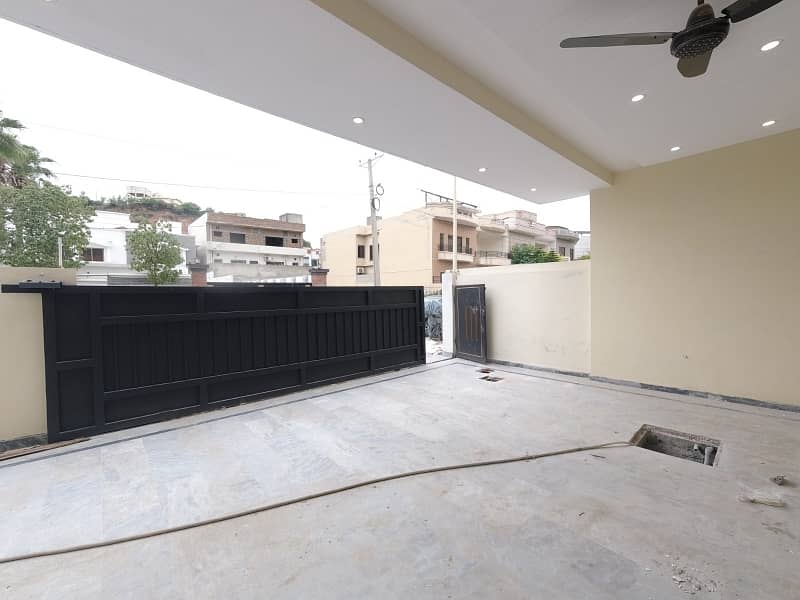 Brand New 14 Marla Dubble unit House Available For Sale Zaraj Housing Society Islamabad 36