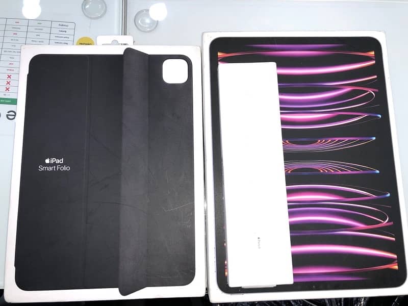 Ipad Pro 11inch 256GB+apple pencil+Apple case 8