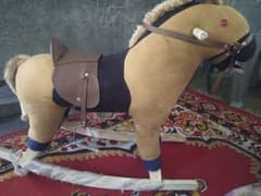 jhola (wooden horse)