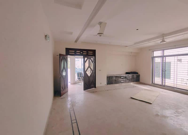 1 Kanal Upper Portion For Rent In DHA Lahore Phase 4 22