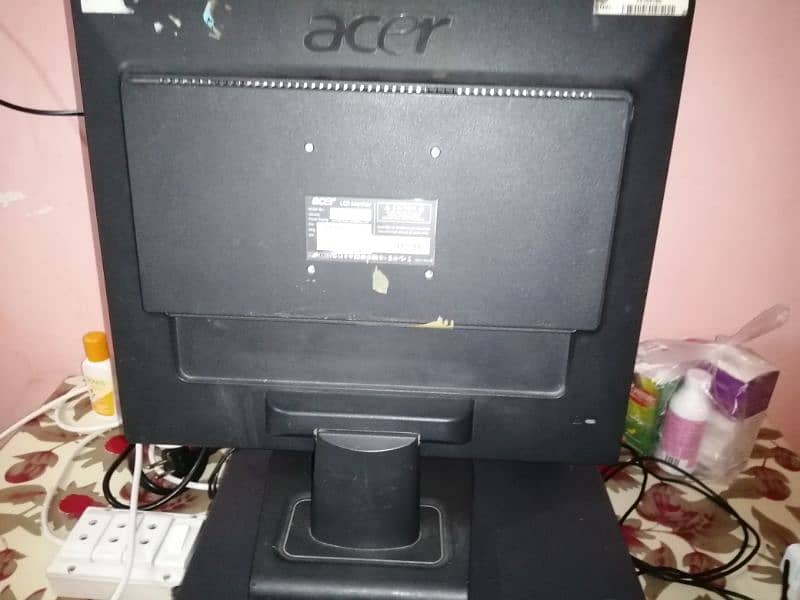Acer Lcd for sell 3