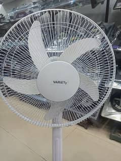 variety charging fan plus solore plate 10w and emergency light.