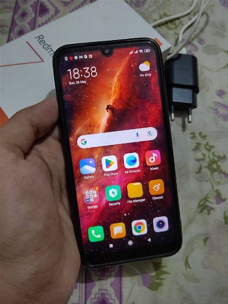 Redmi 7 4gb 64gb complete saman 3