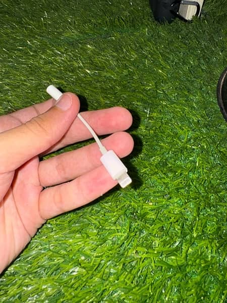 Apple oringal AUX audio coverter lightning to 3.5mm for all models 1