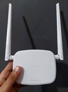 Tenda HG3 Optic Fiber XPON Router.