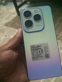 Infinix hot40 8.256 gb full warranty All ok with box and charger