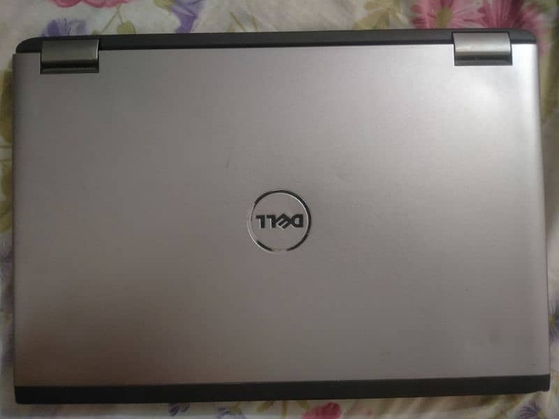 DELL laptop for sale,,used. 1