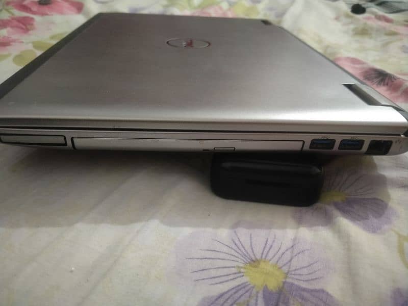 DELL laptop for sale,,used. 6