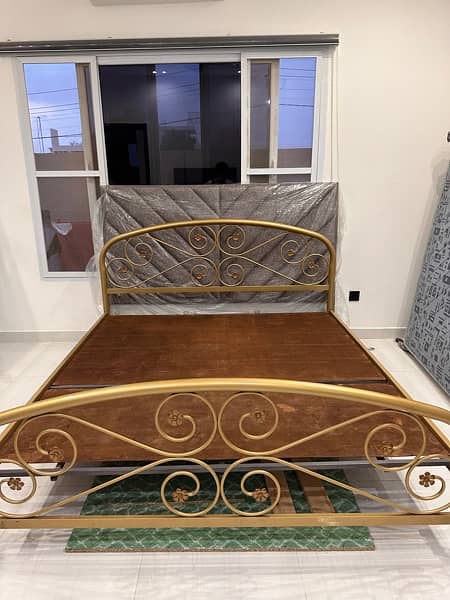 Iron bed for sale without mattress 0