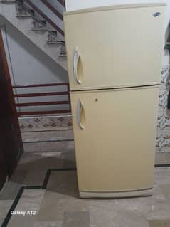 Imported SG 18CUft Jumbo Refrigerator It has Nice Plastic