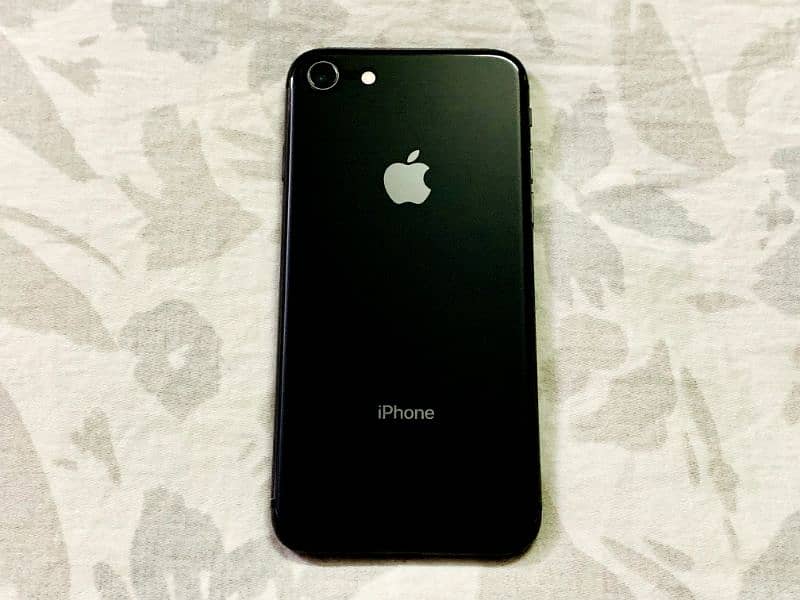 Apple Iphone 8 1