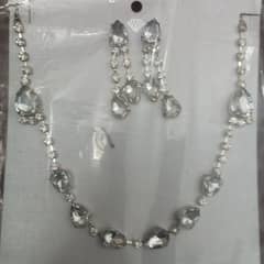 silver color jewellery set