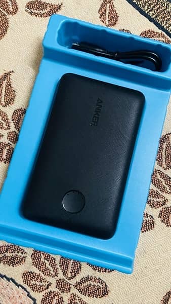 anker original powerbank 10000 mah compact size not single time used 2