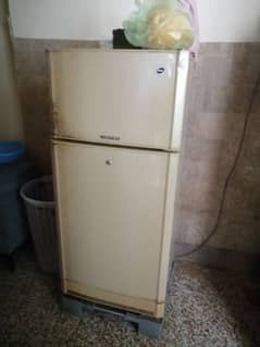 Pel Refrigerator. . Fully Ok. . Best working Condition