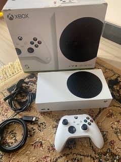Xbox Series S 512gb with full box