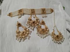 selling jewellery artificial 0