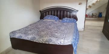 king size wooden bed with reasonable price