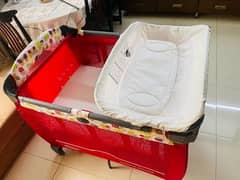 Graco baby cot just like new