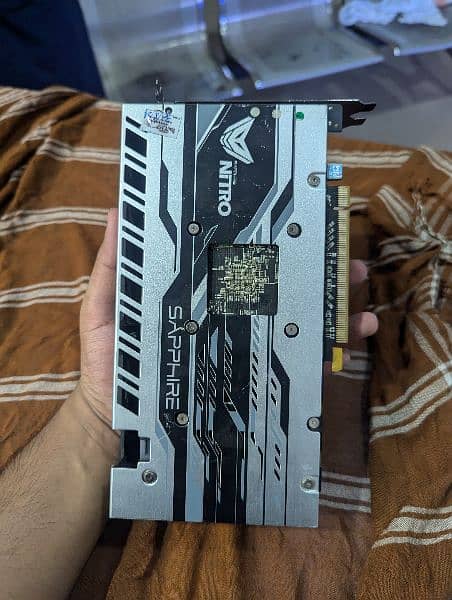 Sapphire Nitro Rx 580 8gb 2048sp. . 4