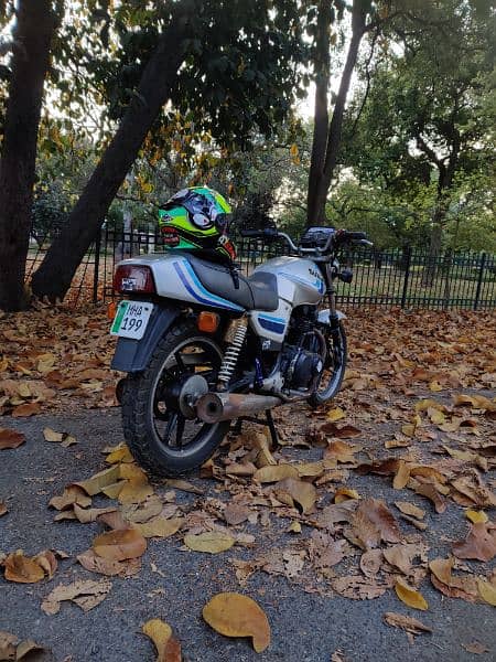 Suzuki GS-450cc heavy bike for sale 0