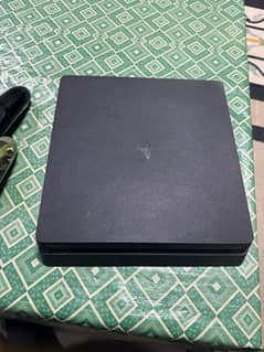 ps4 slim 500gb with 2 controllers