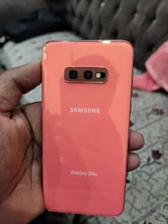 Samsung Galaxy S10e