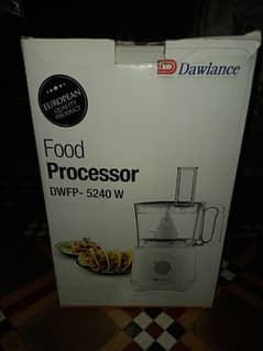 Dawlance food Processor.  All in 1 heavy chopper with worinty.