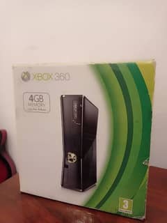 Xbox 360 (Slim)