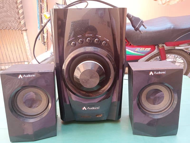 Bluetooth speakers are in very good condition. 1