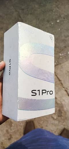 vivo s1 pro box