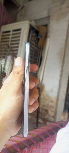 want to sell infinix note 12 8