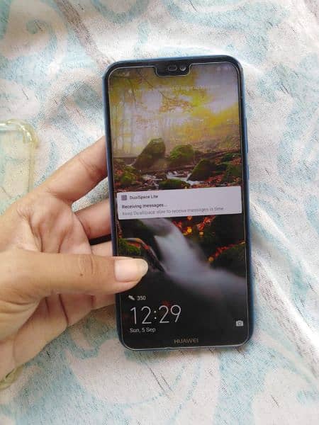 Huawei p 20 4gb 64 gb available for sale with box and covers etc 2