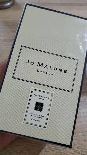 Jo Malone and Bleu de chanel perfume 0