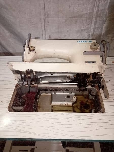 sewing Machine and overlock Machine JACK 7