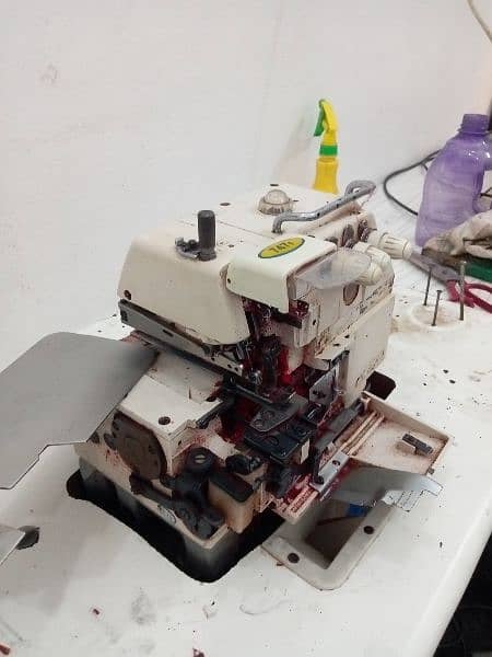 sewing Machine and overlock Machine JACK 8