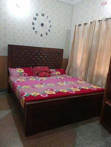 King size bed with metress for sale wood taali 1