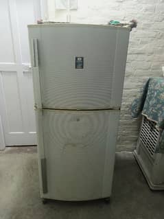 DAWLANCE REFRIGERATOR