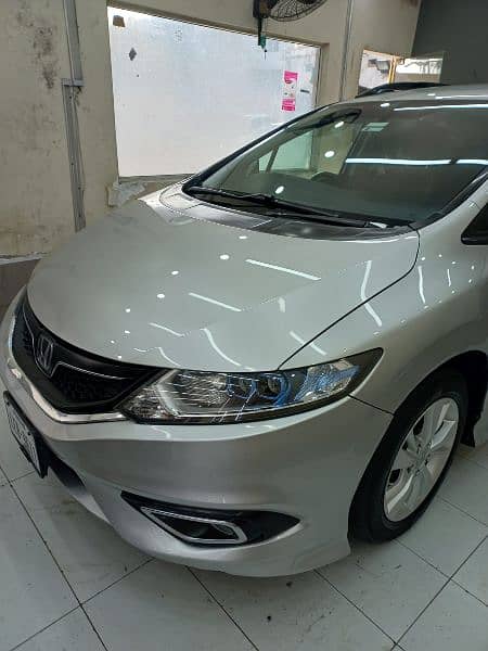 Honda Jade Hybrid 2015 9