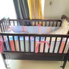 baby cot