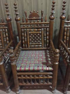 Traditional chaniuti chairs