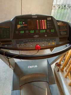 Treadmill / running machine / Fitness Machine / Exercise Machine