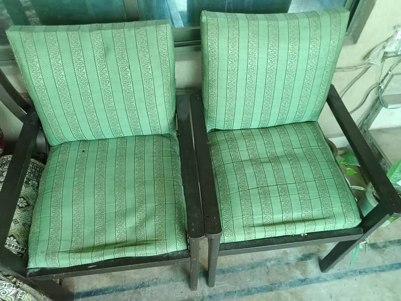 Visitor Chairs (4 Nos. ) 2