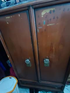 Double door Iron wardrobe 4x6 ft