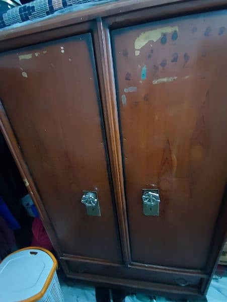 Double door Iron wardrobe 4x6 ft 0