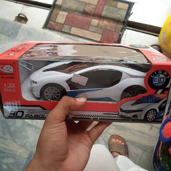 REMOTE CONTROL FAMOUS CAR WITH 3D LIGHTS RECHARGEABLE/CELL OPERATED 4